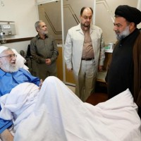 عيادة العلماء والشخصيات للإمام الخامنئي حفظه الله في المستشفى